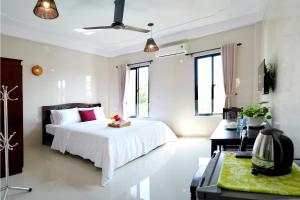pink beach homestay