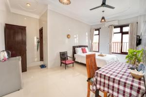 pink beach homestay