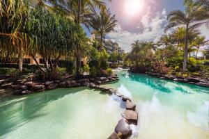 oaks sunshine coast seaforth resort
