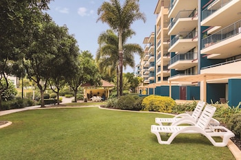 oaks sunshine coast seaforth resort