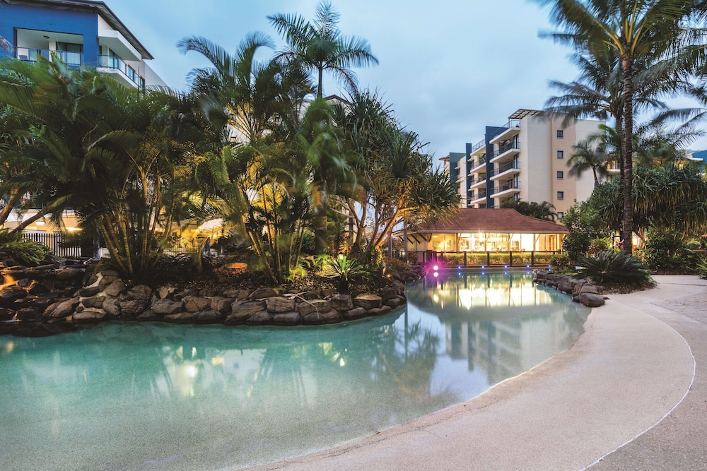 oaks sunshine coast seaforth resort