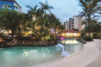 oaks sunshine coast seaforth resort