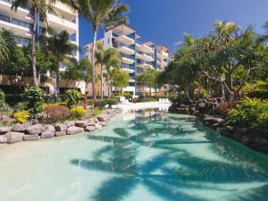 oaks sunshine coast seaforth resort