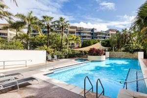 oaks sunshine coast seaforth resort