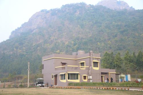 eco adventure resorts khhairabera