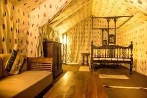 eco adventure resorts khhairabera