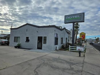 hotel ridgecrest an extended stay studios