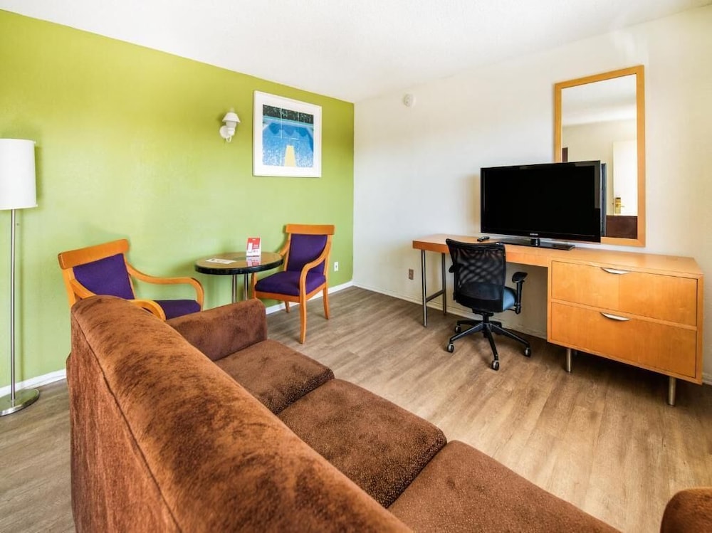 hotel ridgecrest an extended stay studios