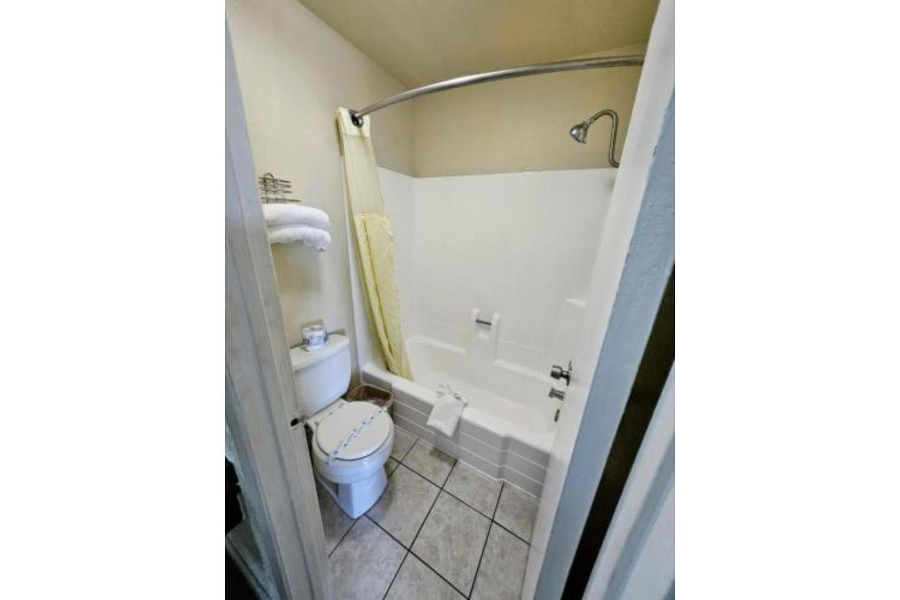 hotel ridgecrest an extended stay studios