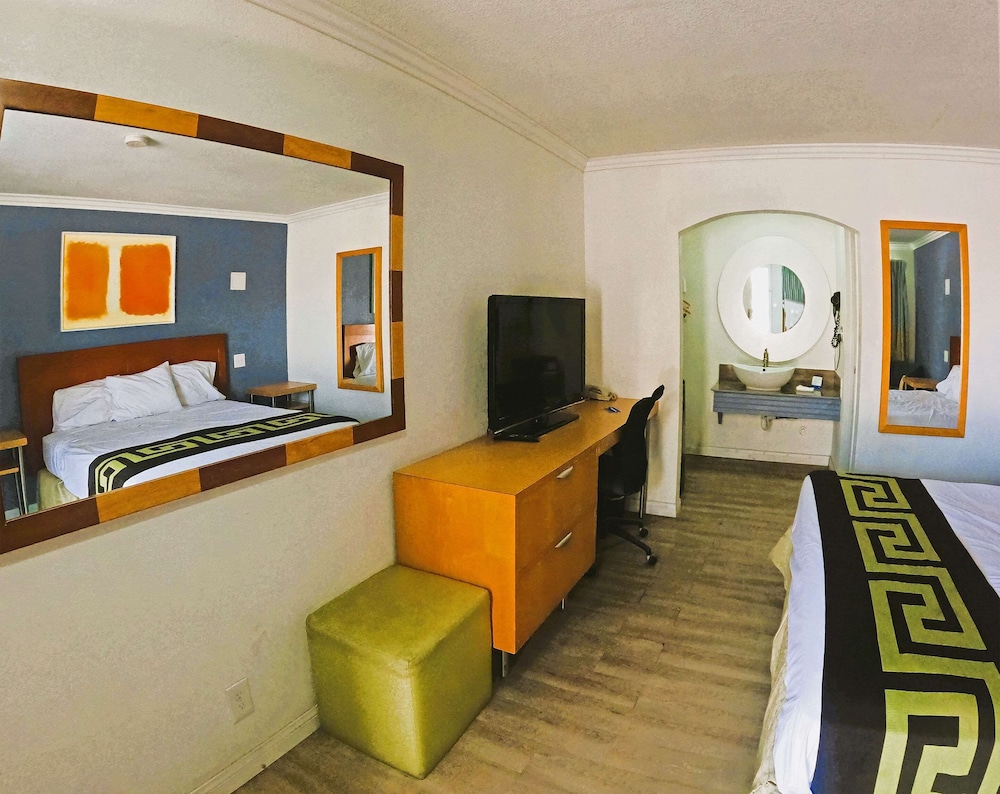 hotel ridgecrest an extended stay studios