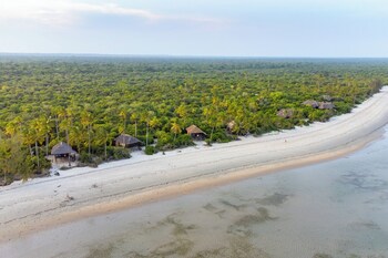 Simply Saadani Camp, A Tent With A View Safaris,,4 star