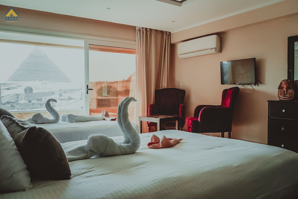 egypt pyramids inn