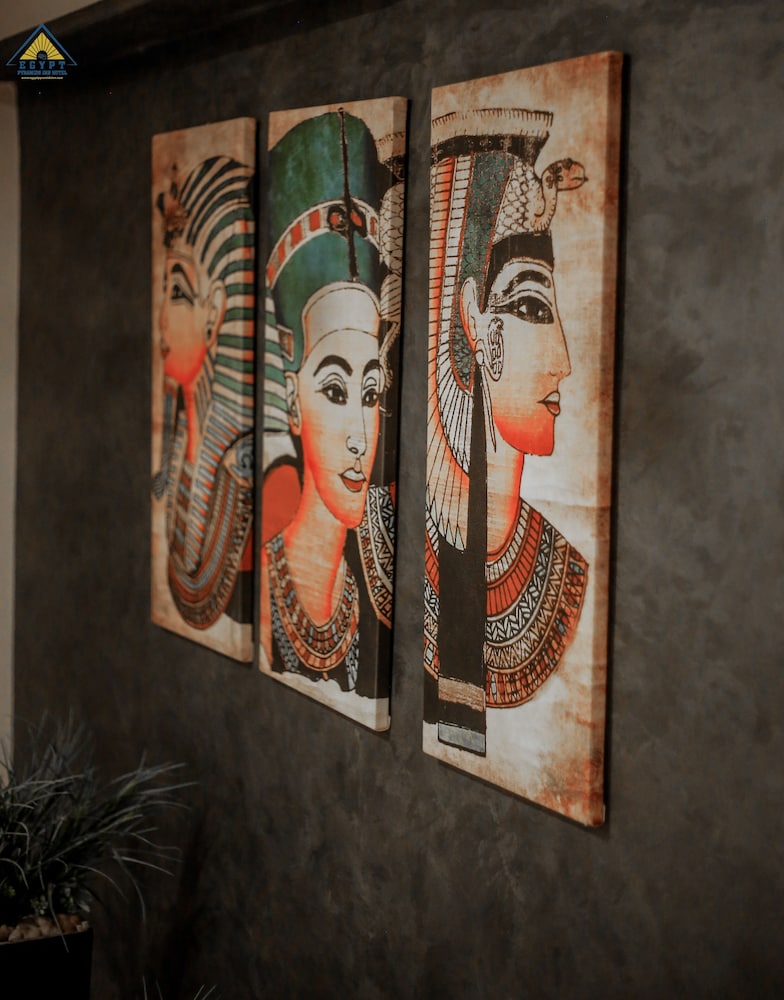 egypt pyramids inn