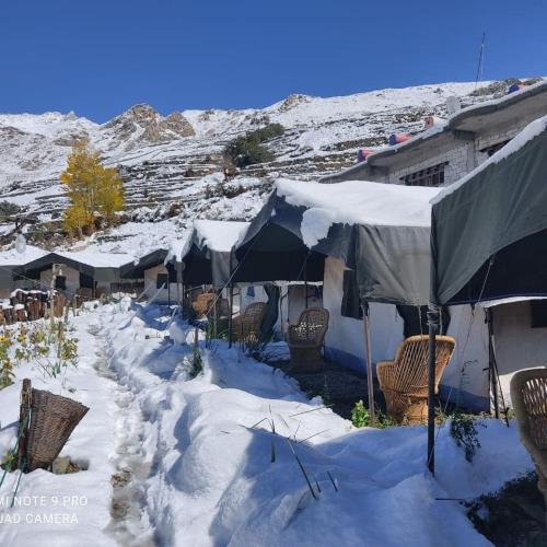 knaygoh kinner camps