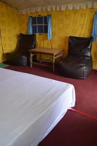 knaygoh kinner camps