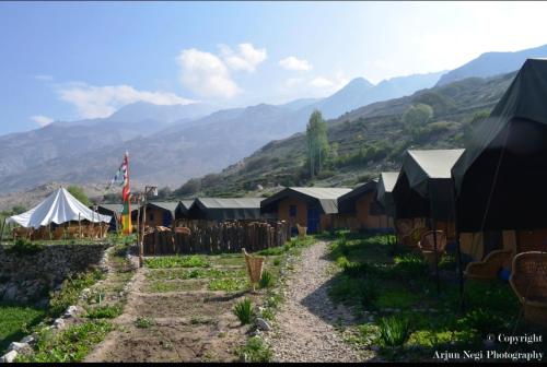 knaygoh kinner camps