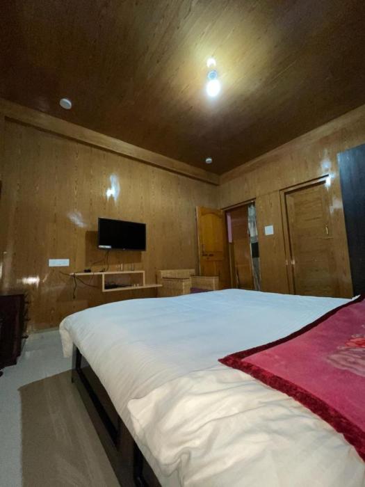 vamoose sonam guest house tawang