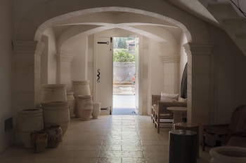les petites maisons hameau des baux