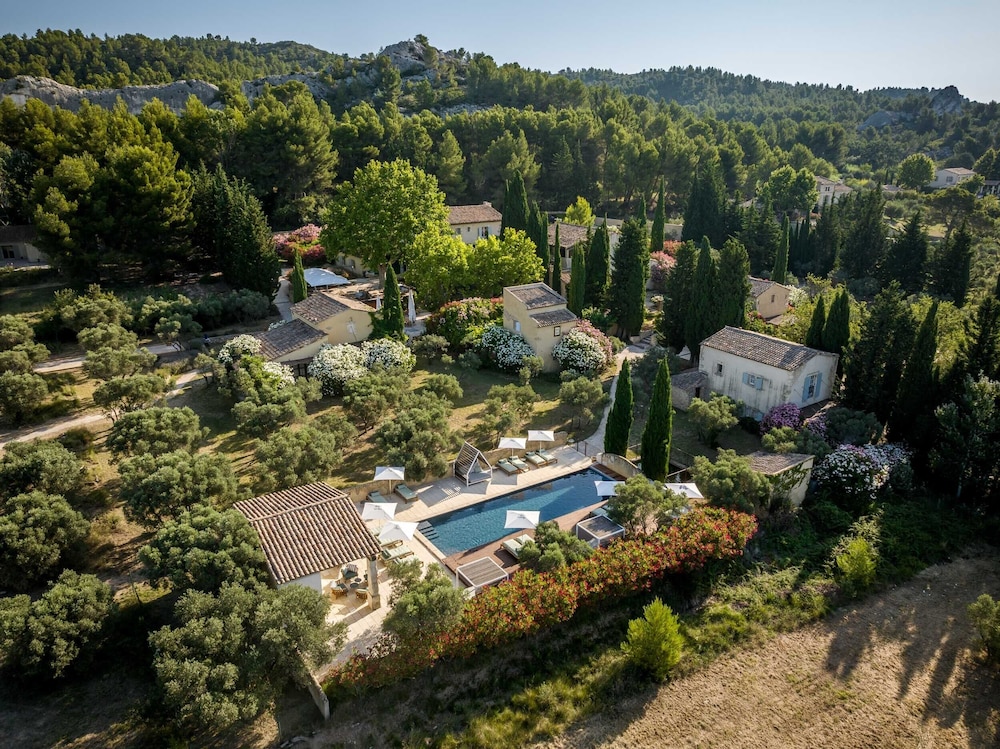 les petites maisons hameau des baux