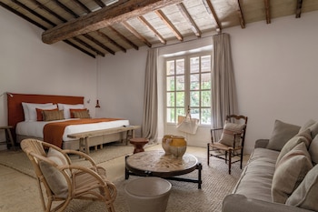 les petites maisons hameau des baux