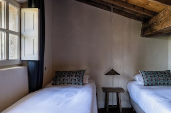les petites maisons hameau des baux