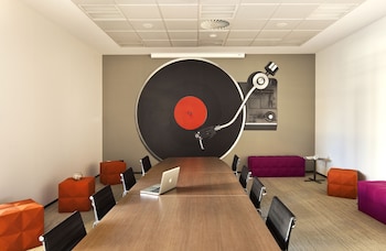 East Hotel,Griffith>>Canberra,5 star