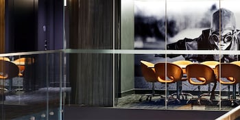 East Hotel,Griffith>>Canberra,5 star