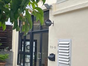 blue ocean hill
