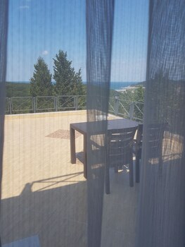 agva stone house boutique