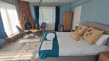 agva stone house boutique