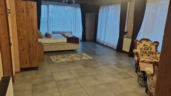 agva stone house boutique