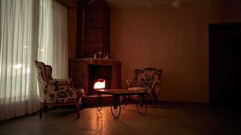 agva stone house boutique