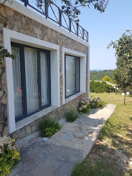 agva stone house boutique