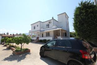 villa shehu