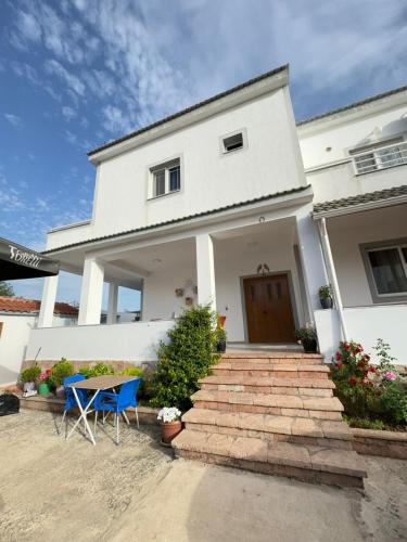 villa shehu