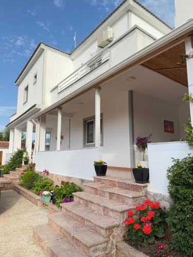 villa shehu