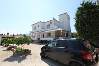 villa shehu