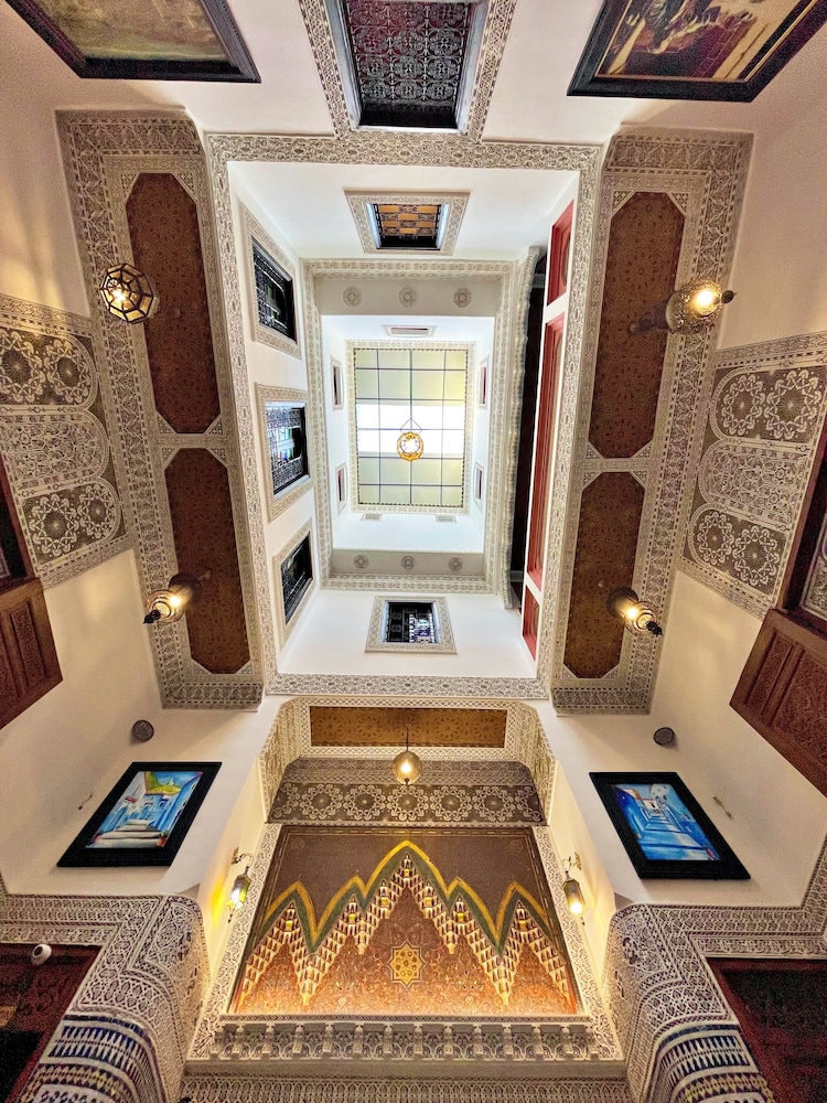 riad dar guennoun