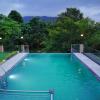 Athirappilly Rainland Resort,Chalakudy>>Athirapally,3 star