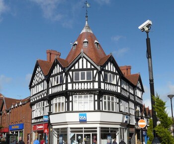 wrexham central stay apartment seven