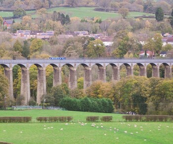 wrexham central stay apartment seven