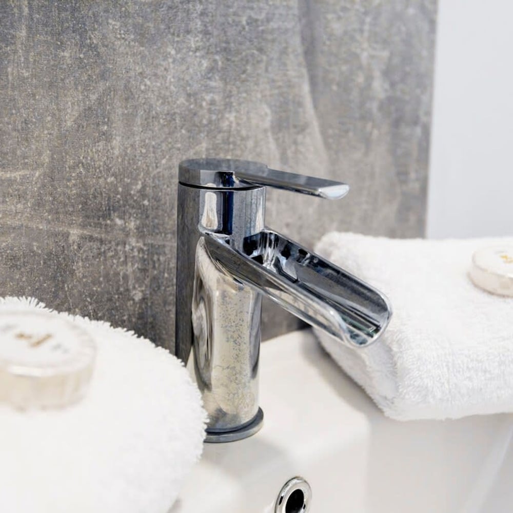 wrexham central stay apartment seven