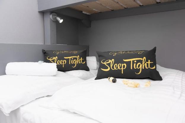 wrexham central stay apartment seven