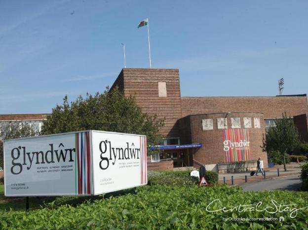 wrexham central stay apartment seven