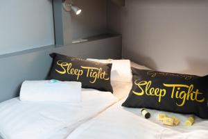 wrexham central stay apartment seven