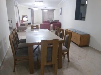 Marseilia Beach 4 - Families Only,,0 star