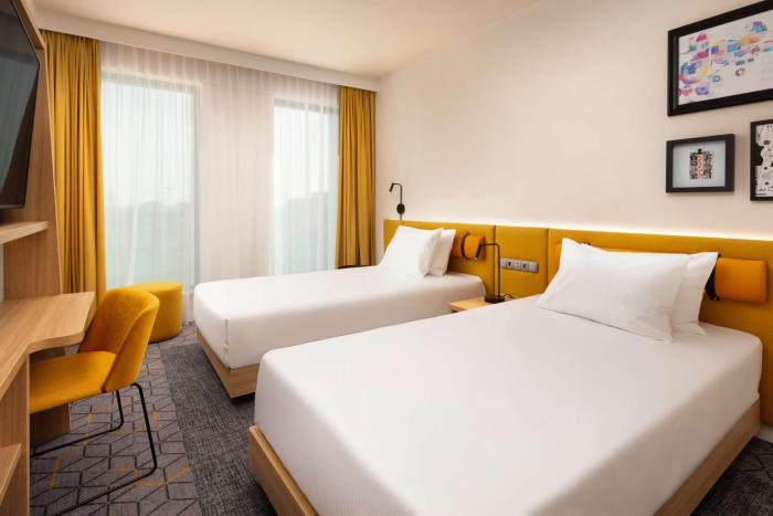 hampton by hilton lodz city center