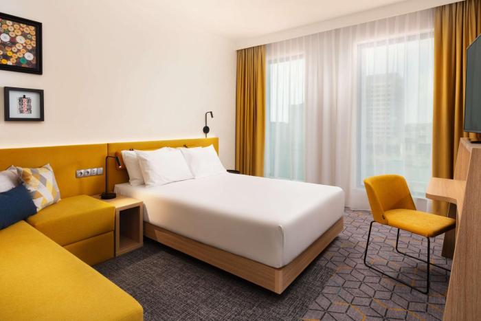 hampton by hilton lodz city center