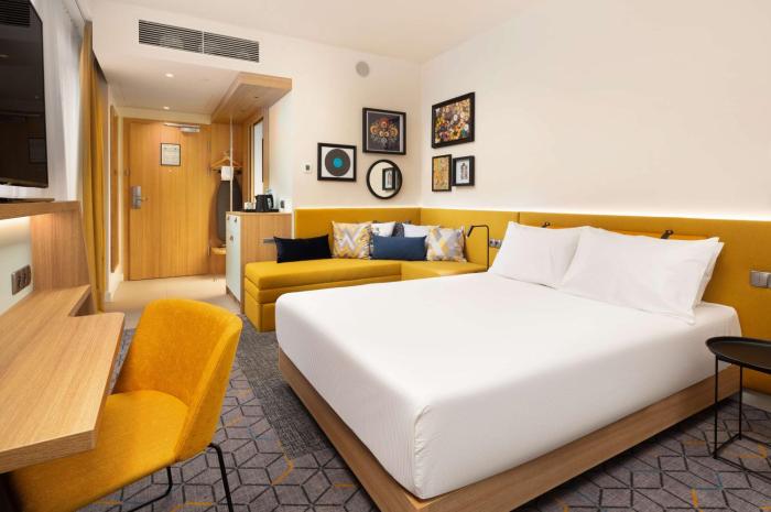 hampton by hilton lodz city center