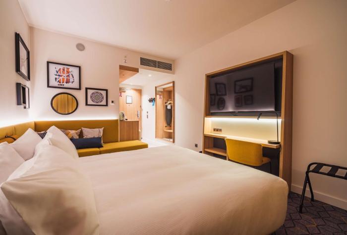 hampton by hilton lodz city center
